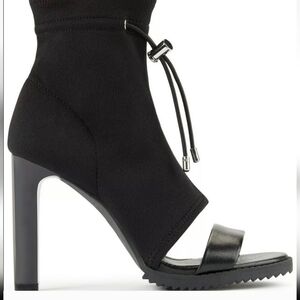 DKNY sock bootie open toe high heels size 8.5 Black